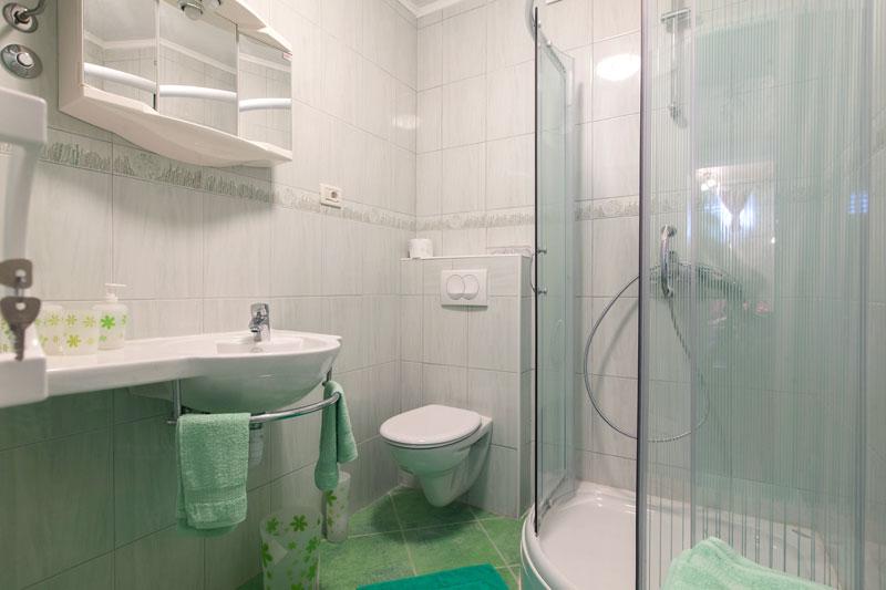 Башка Вода вилла в аренду - Ванная комната с душем - Вилла Марио / 35