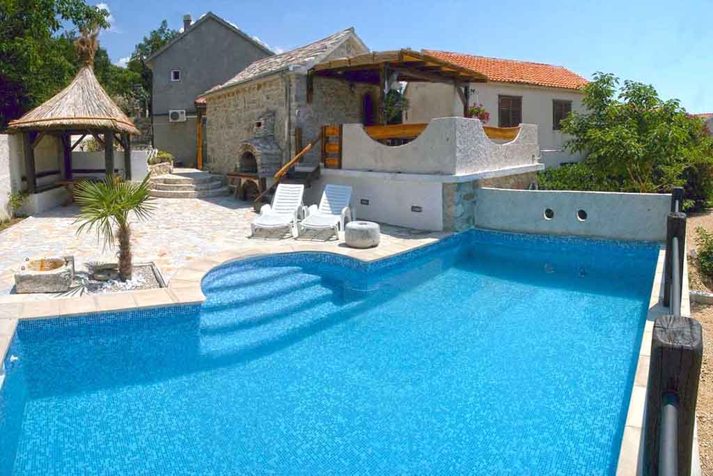 Villa Brela with pool - Makarska riviera - Villa Kristic / 01