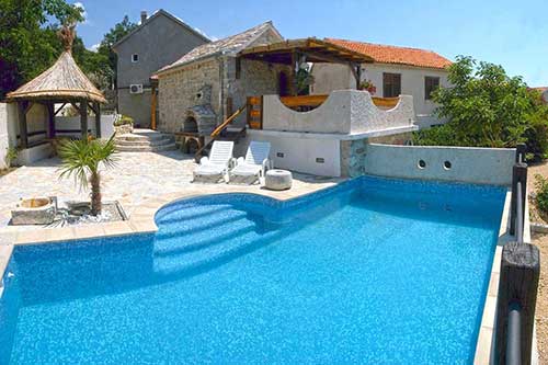 Ferienhaus Brela mit Pool - Villa Kristić