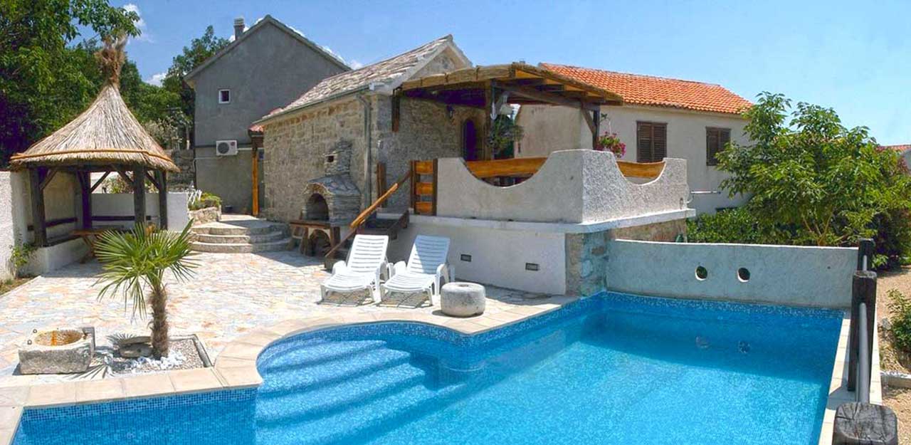 Holiday villa Brela - Stone house with pool Kristic