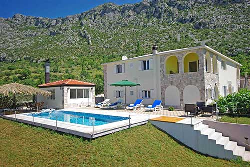 Feriehus Makarska riviera med basseng, Villa Zavojane