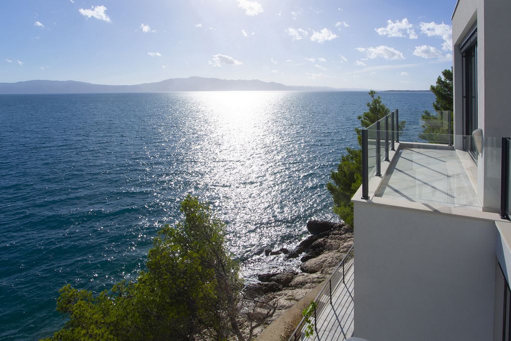 Makarska rivijera vila s bazenom - Villa Dario / 41