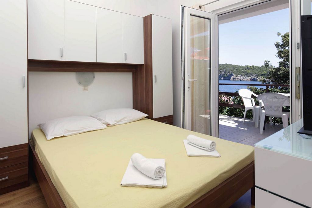 Room with view, Hvar, House for 6-7 persons, Villa Jure / 11