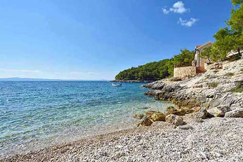 House with a private beach - Hvar