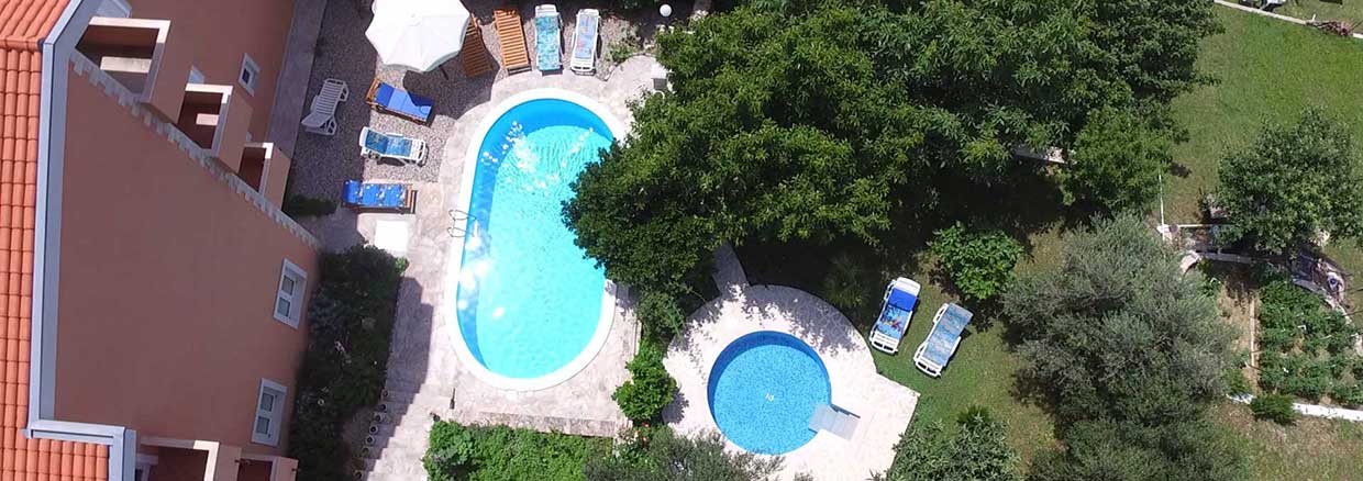 Ferienhaus Makarska mit Pool - Villa Art