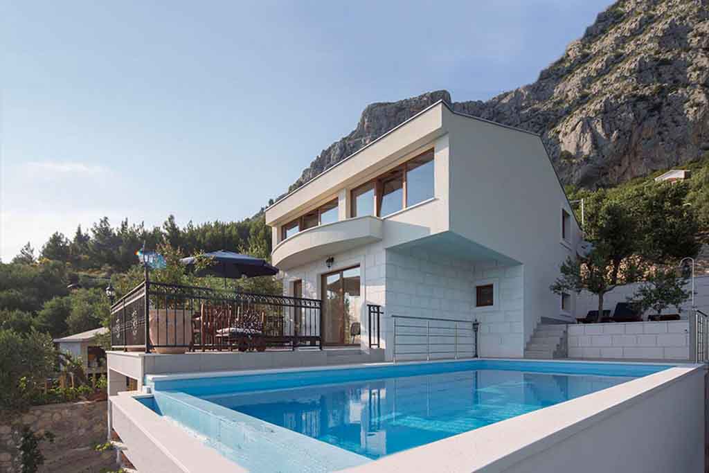 Villas with Pool in Croatia - Makarska - Villa Granic / 02