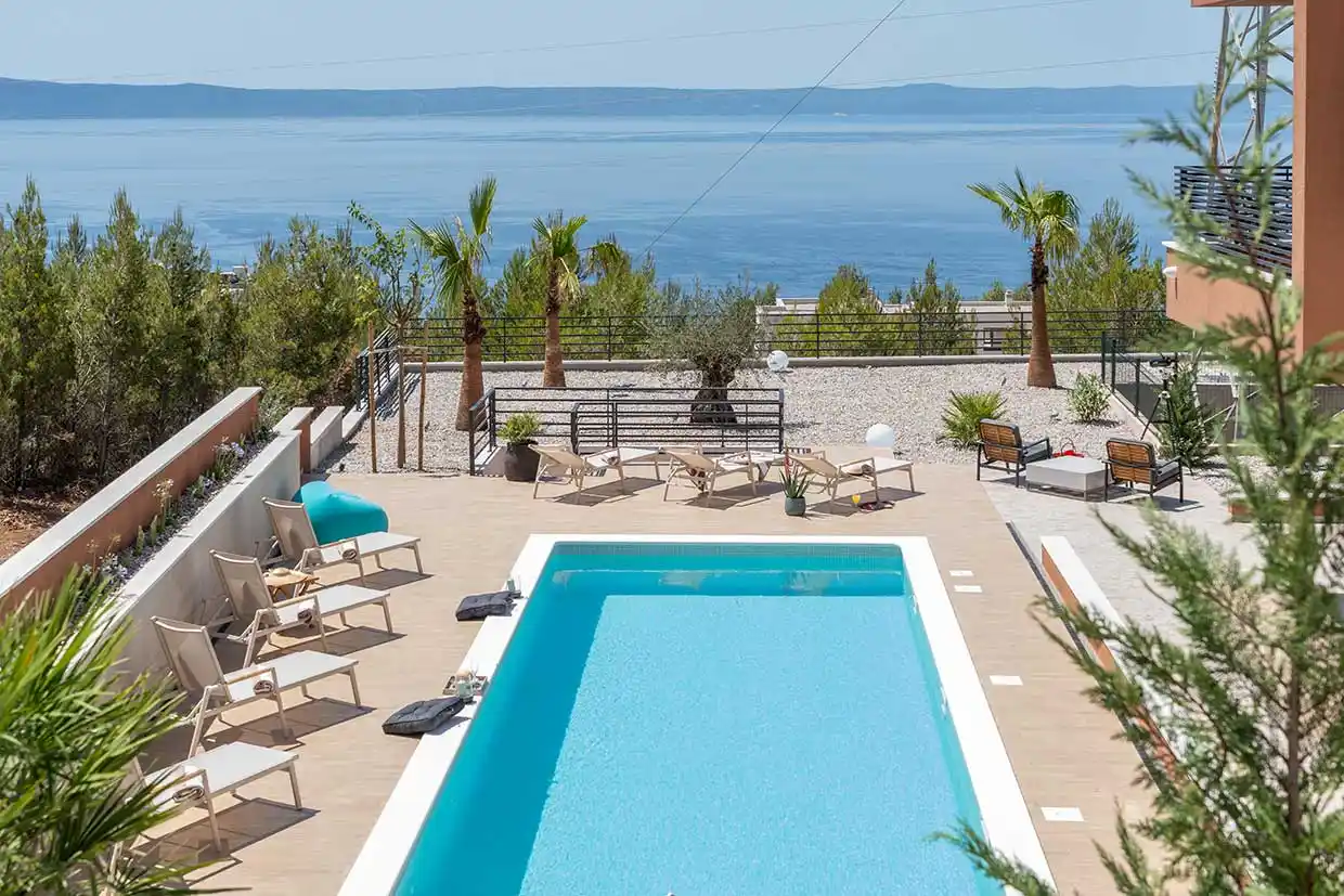 Makarska Riviera Villa mit Pool