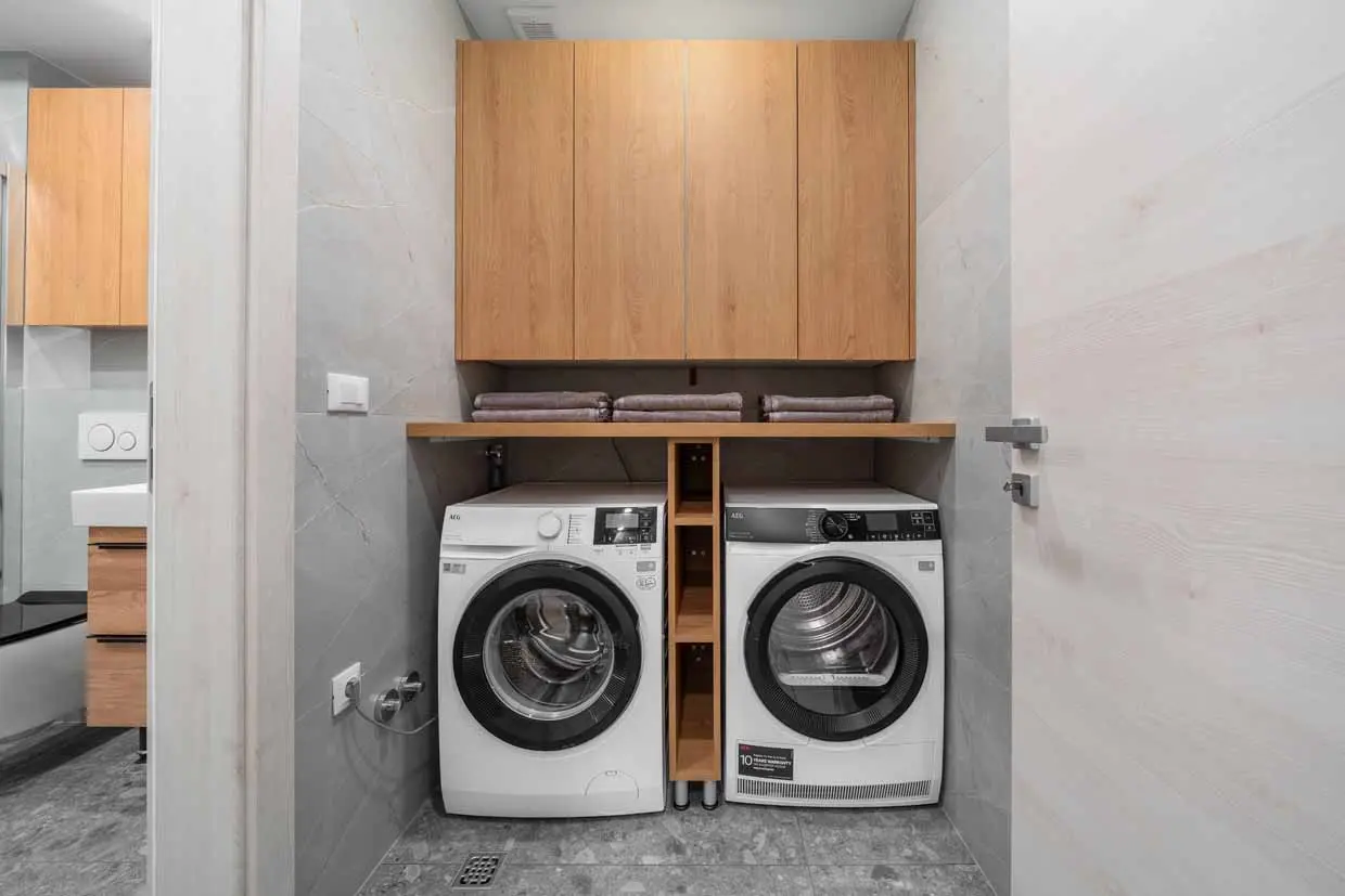 Waschmaschine und Trockner