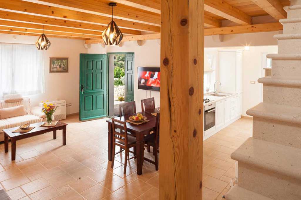 Vnitřní schodiště - Villa Matea / 13