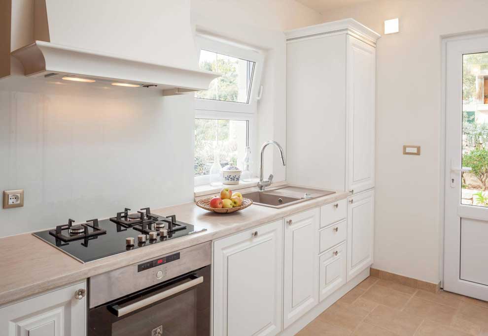 Plně vybavená kuchyň - Villa Matea / 14