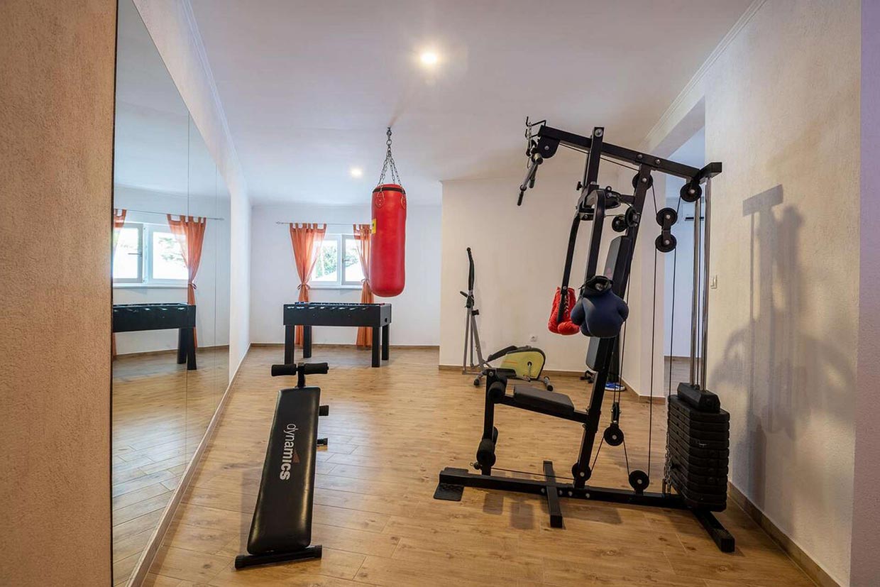 Equipment in the room for fitness, Villa Patricia Makarska / 26