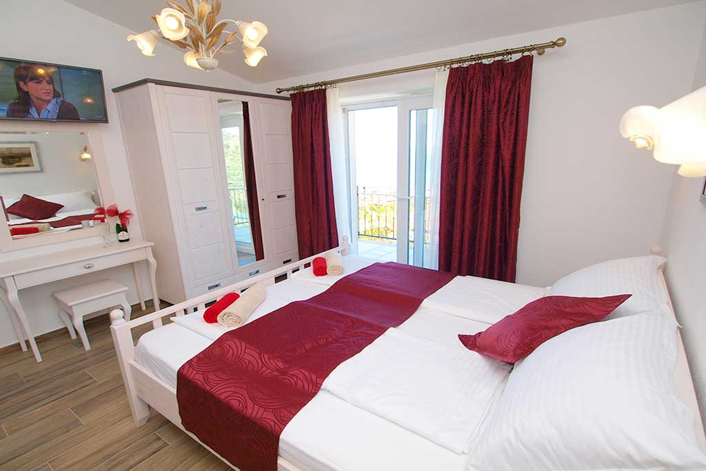 Sypialnia z balkonem - Willa Slave / 13