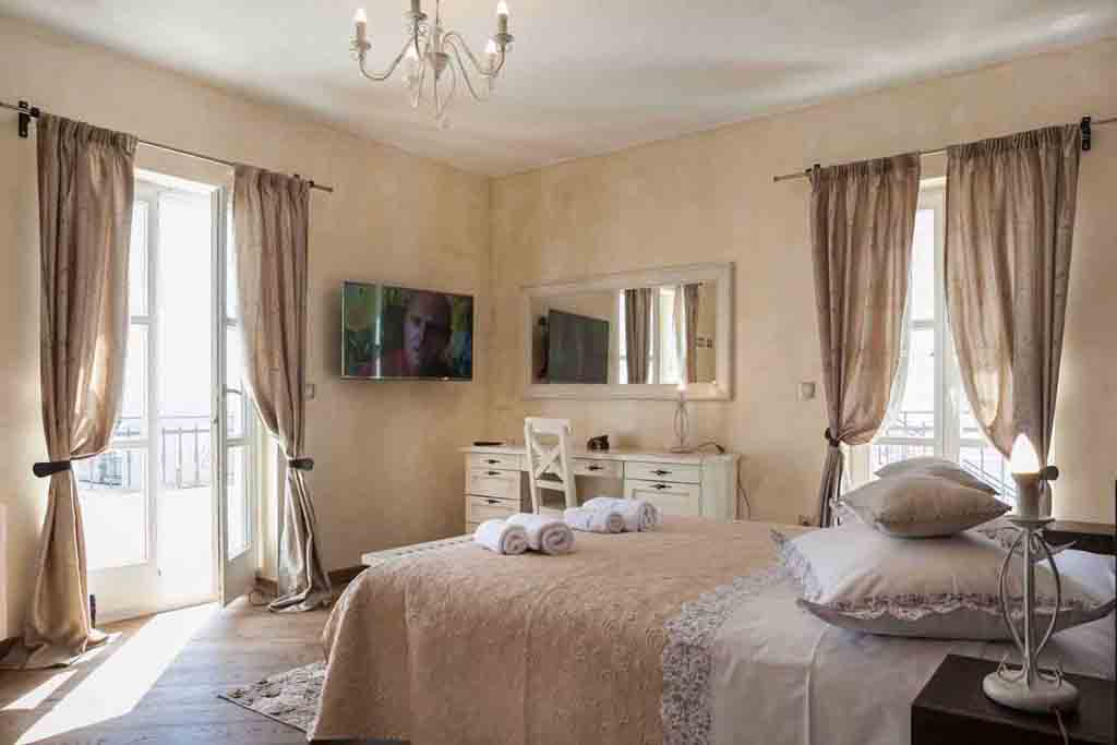 Pokój dwuosobowy z balkonem - Willa Srzich 2 / 15