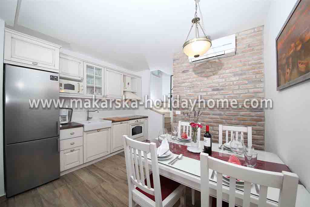 Jadalnia z kuchnią - Willa Ante / 29