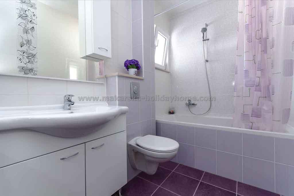 Макарская вилла на 12 человек, Ванная комната - Вилла Клепо / 23