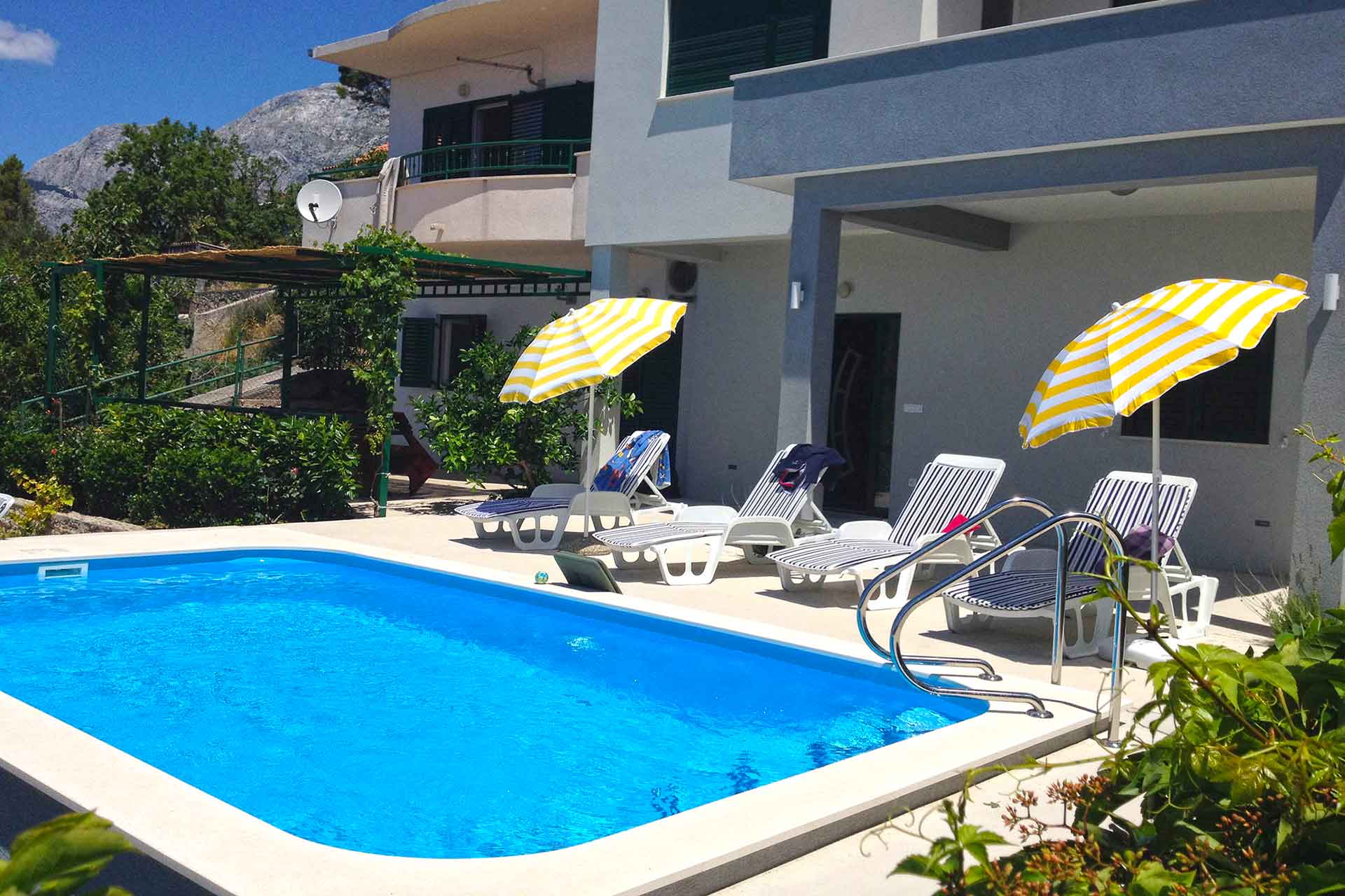 Ferienhäuser mit privatem Pool in Kroatien - Makarska - Ferienhaus Kuk / 01