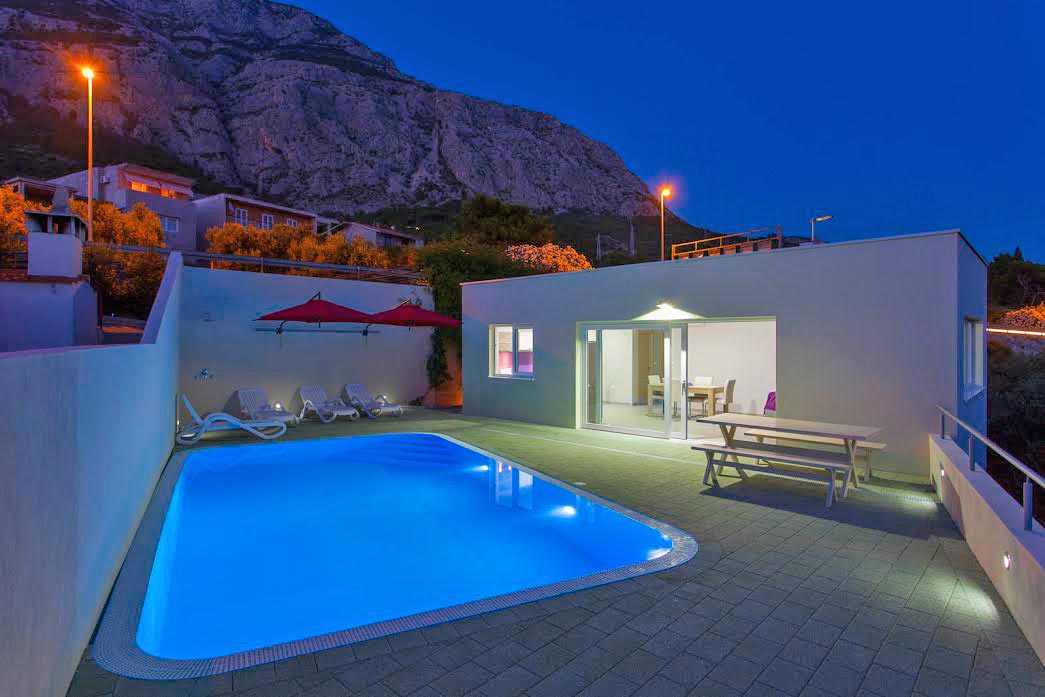 Feriehus Kroatia - Makarska feriehus med basseng - Villa Robert / 01