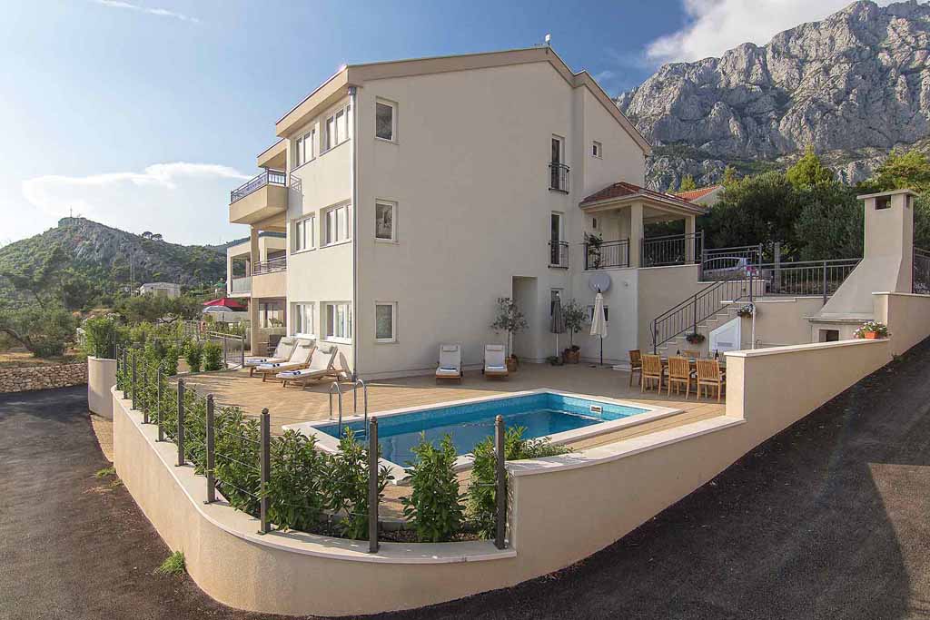 Ferienhäuser mit privatem Pool in Kroatien - Makarska - Villa Senia / 01