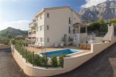 Chorwacja wczasy - Domy z basenem - Makarska - Villa Senia / 01