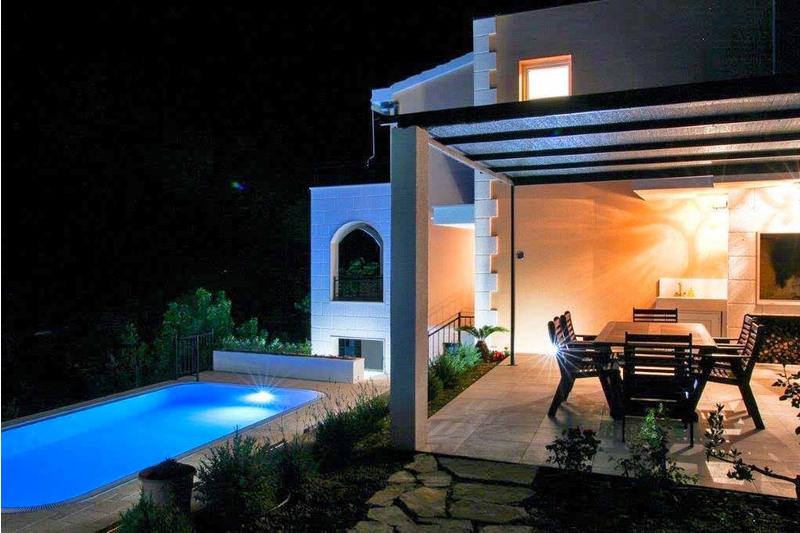 Makarska Kroatien - Ferienhaus mit Pool - Villa Tonci / 01