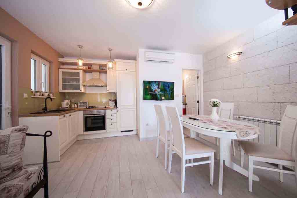 Luksus feriehus Podgora, Hus Palmina / 09