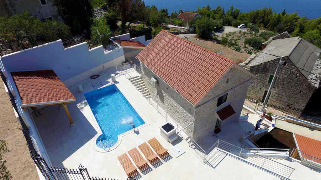 Подгора вилла с бассейном в аренду - Вилла Феникс / 02