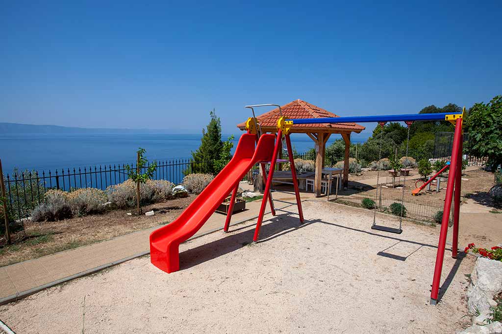 Роскошная вилла с бассейном Подгора - Вилла Феникс / 08