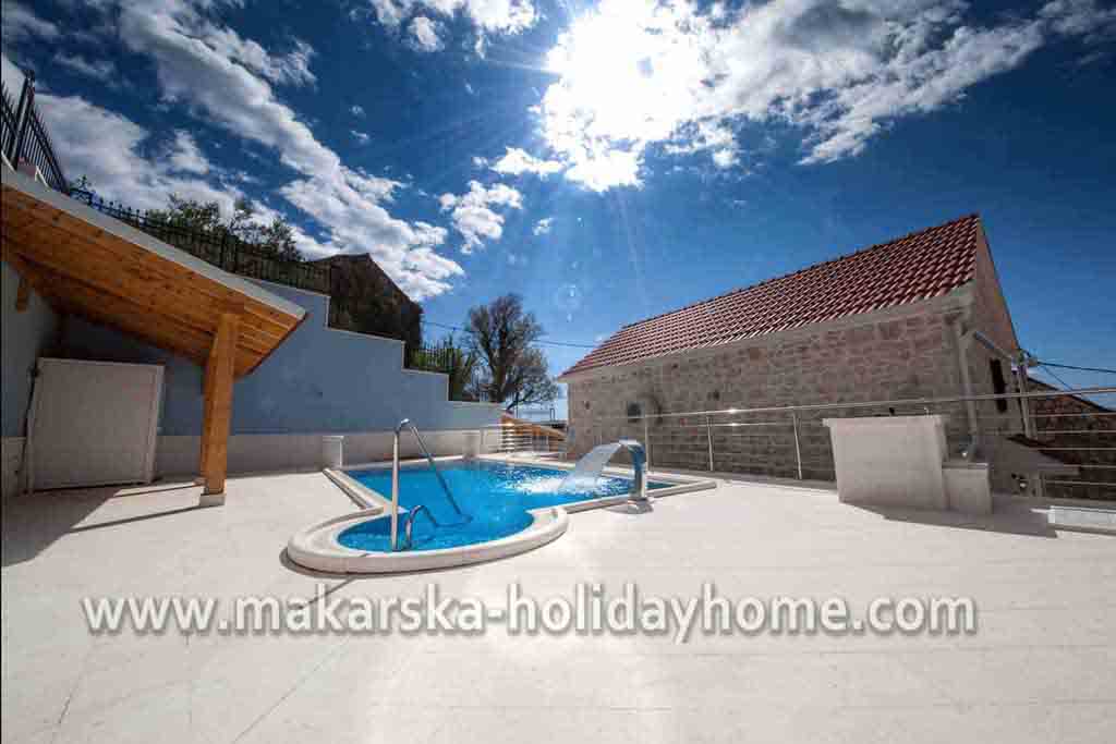 Макарская ривьера вилла с бассейном - Вилла Феникс / 17