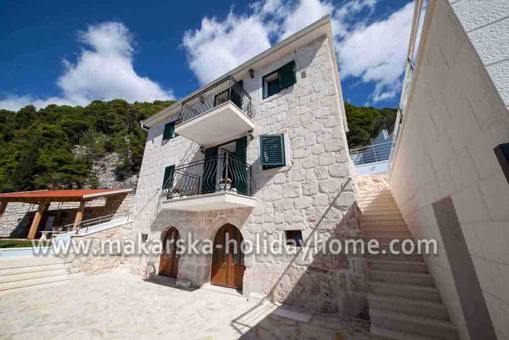 Каменная вилла с бассейном Подгора - Вилла Феникс / 27