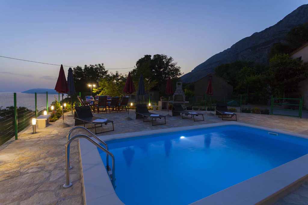 Tučepi vacation house for rent - Villa Ljubo / 45