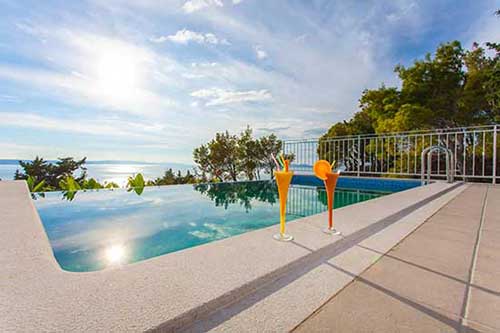 Vacation house Tucepi with pool, Villa VANJA